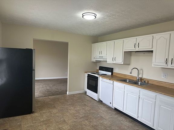 2nd image of 1011 Pine Bloom Dr