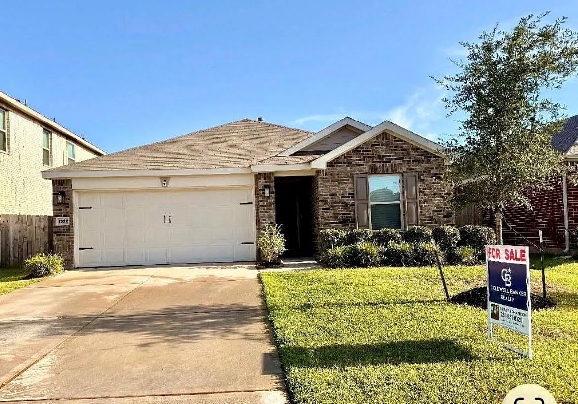 3 bed, 2.0 bath, 1983 sqft, $2,150 — Photo 1