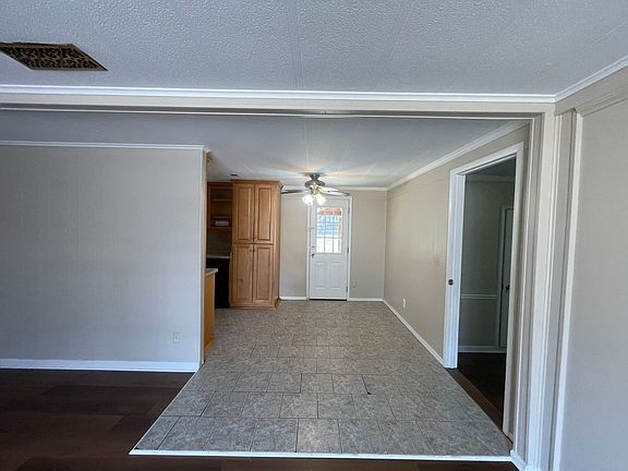 3rd image of 693 Bluebird Dr SE
