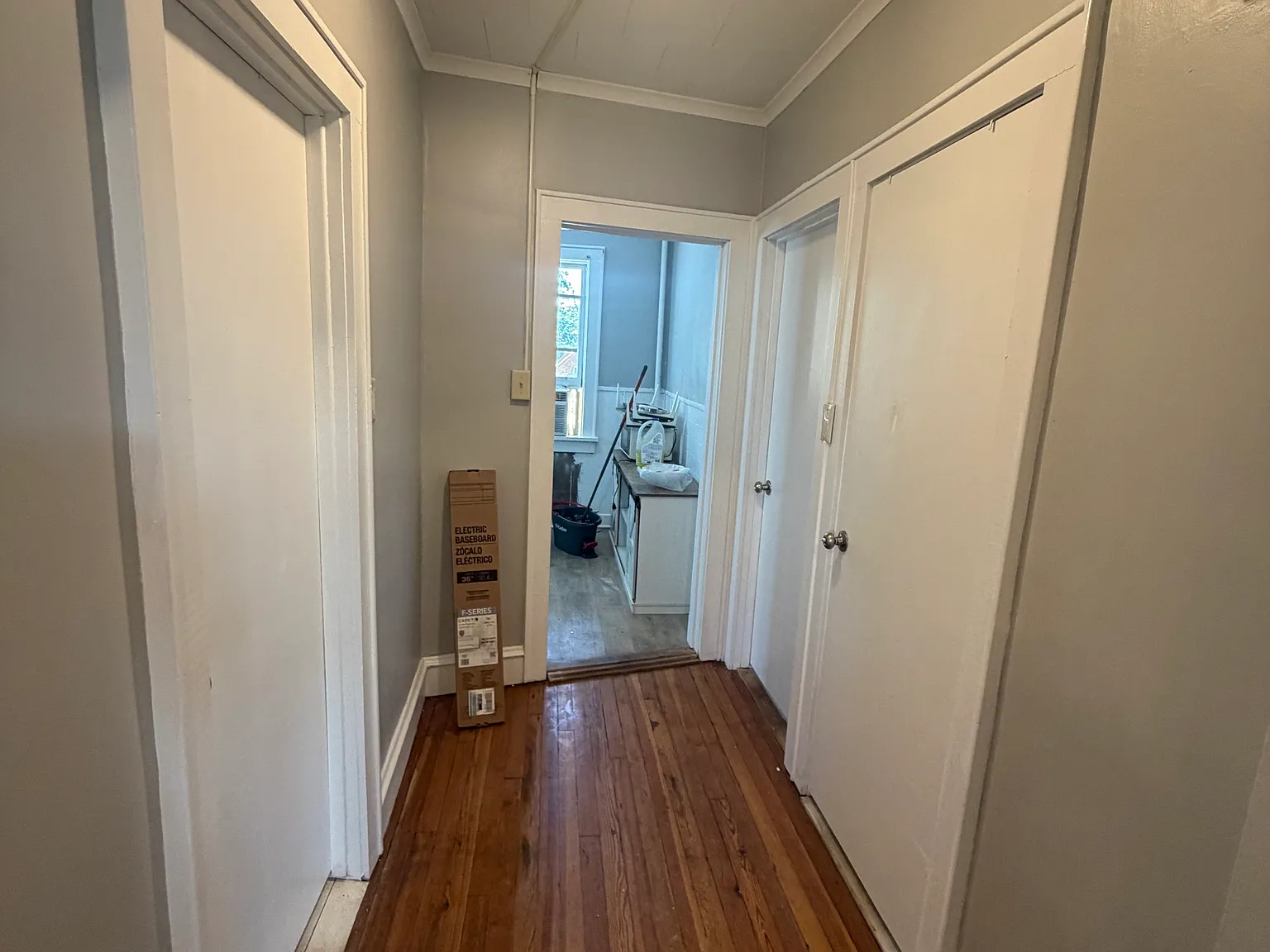 2 bed, 800 sqft, $1,300 — Photo 4