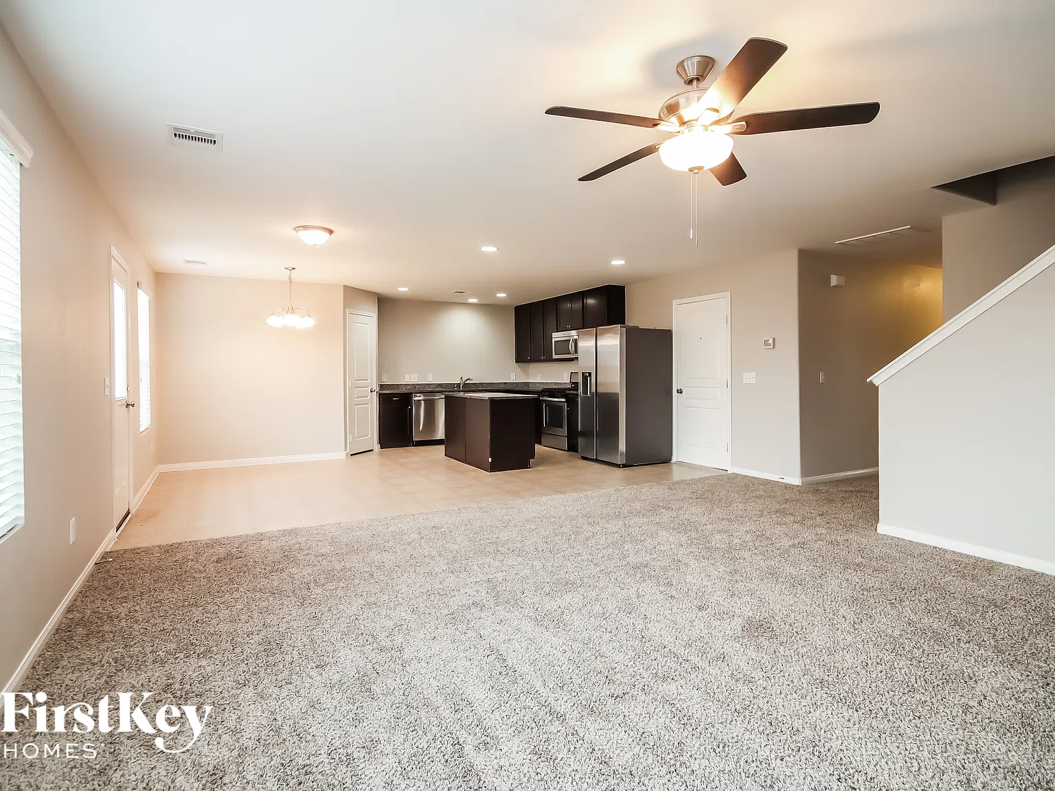 4 bed, 3.0 bath, 2044 sqft, $2,280 — Photo 3