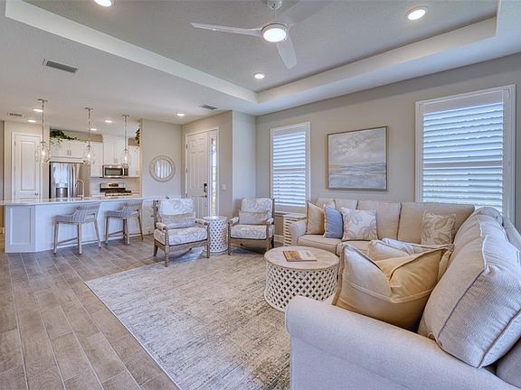 5th image of 3044 Formia Ct