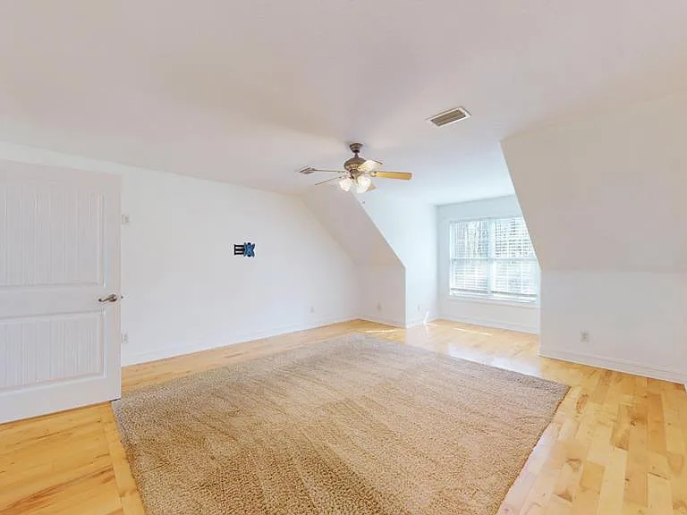 100 Sweetbriar Lakes Dr — Photo 28