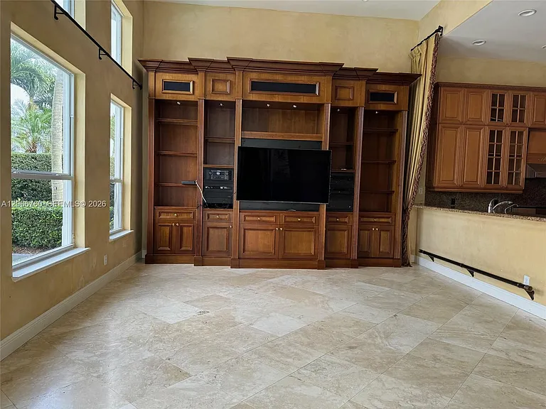 891 Captiva Dr — Photo 9