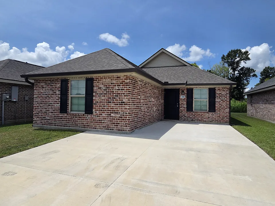 1658 Acadian Dr
