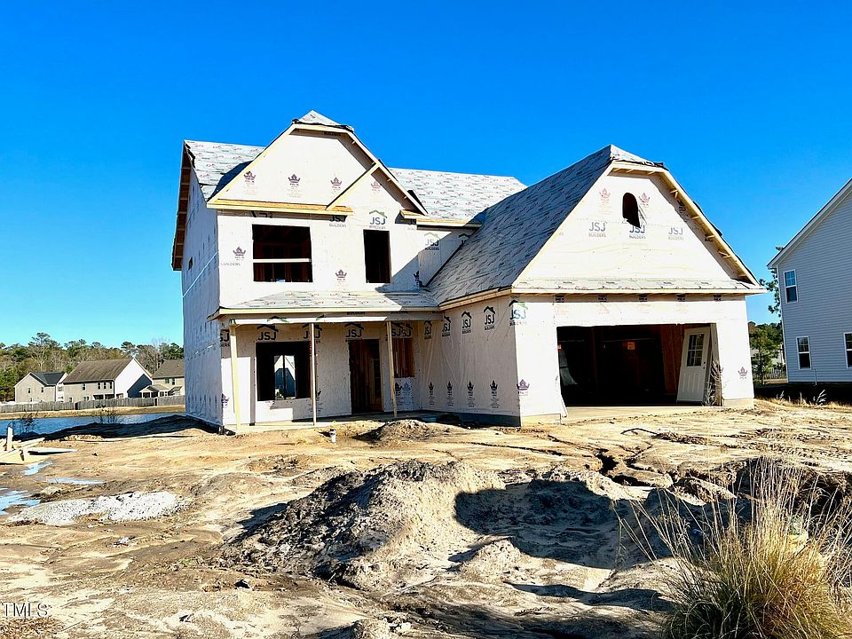 1st image of 521 Amusement Dr
