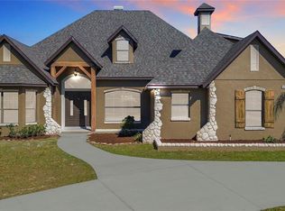 15105 Mill Pond Rd, Tavares, FL 32778