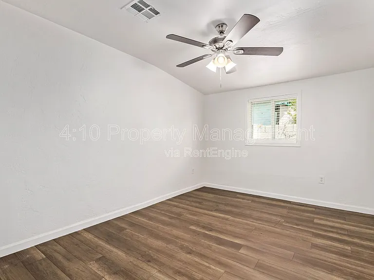 1117 N 13th St #1 — Photo 20