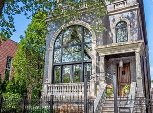 1526 W George St, Chicago, IL 60657