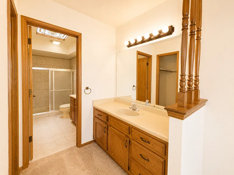 23 Lakeshore Dr NE — Photo 13