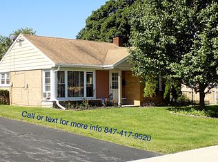141 Victoria Dr, Northlake, IL 60164