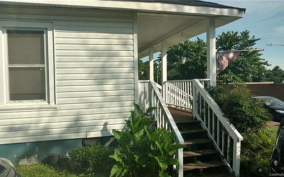 4th image of 2308 Jackson St