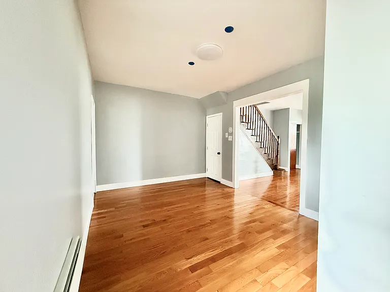 1531 Cottman Ave — Photo 13