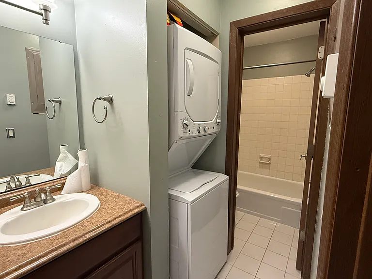 350 Shelard Pkwy #304 — Photo 13