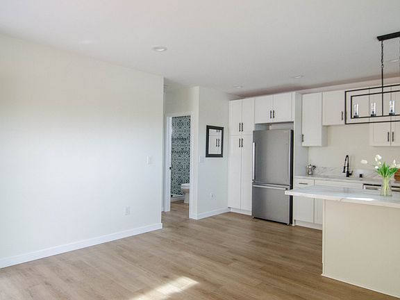 3rd image of 2027 Windmill View Rd #1