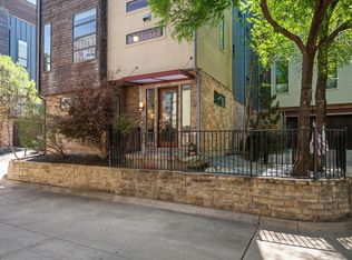 432 Trinity River Cir, Dallas, TX 75203