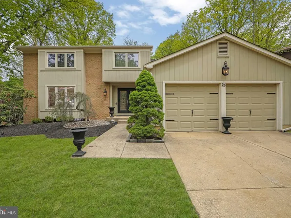 25 Acorn Hill Dr, Voorhees, NJ 08043