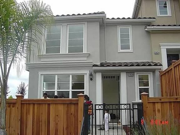 2nd image of 3930 Vista Roma Dr #3930