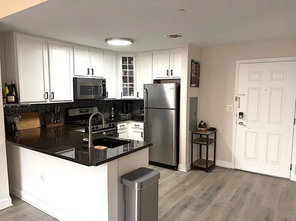 4315 Park Avenue image 3 of 16