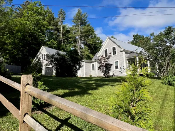 2 Phineas White Lane, Putney, VT 05346