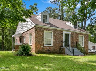 408 Northside Cir, Jackson, MS 39206