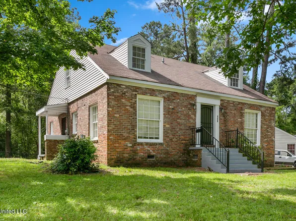 408 Northside Cir, Jackson, MS 39206