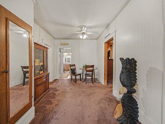5th image of 710 Union St