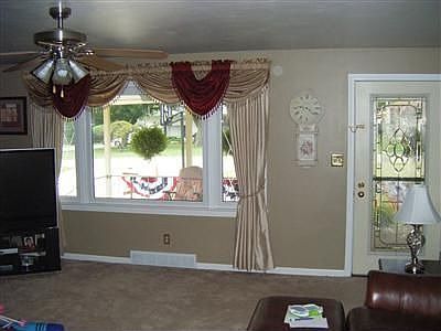 3rd image of 6079 Frontier Dr