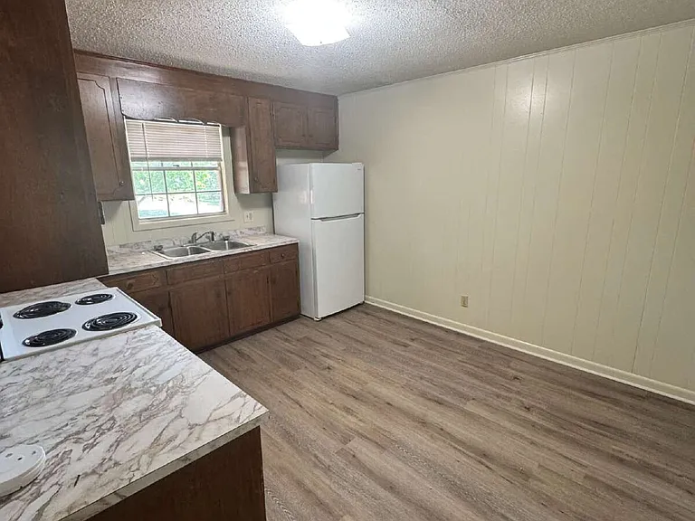 205 Daniel St #7 — Photo 1