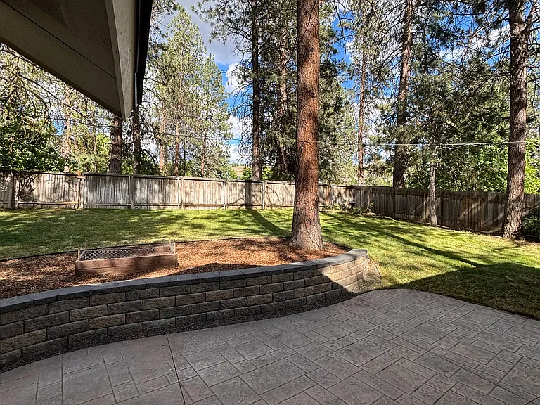 8610 N Valerie St — Photo 29