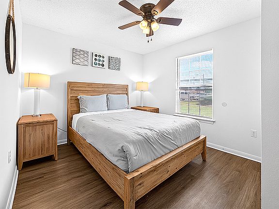 2nd image of 2204 N 12th St #2000-8