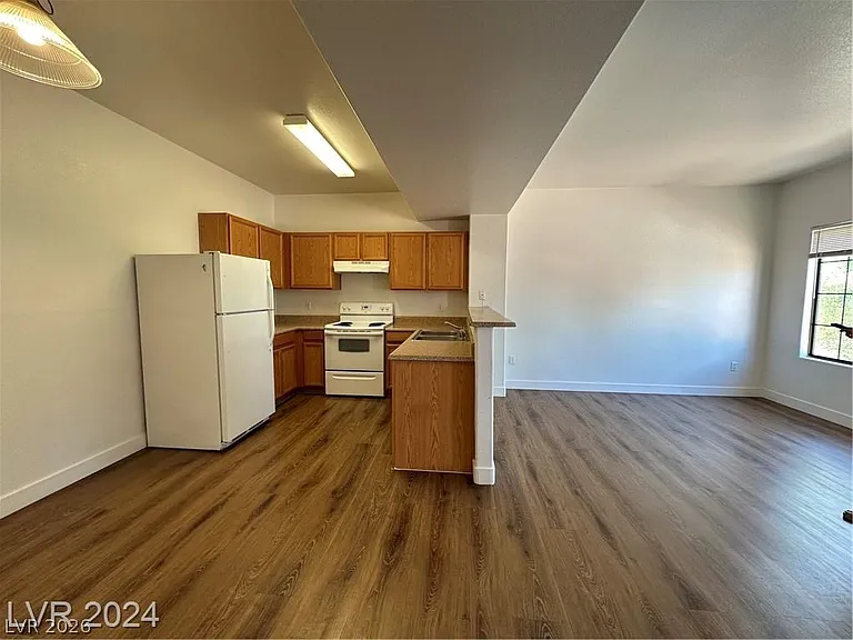 2010 Rancho Lake Dr #204 — Photo 5