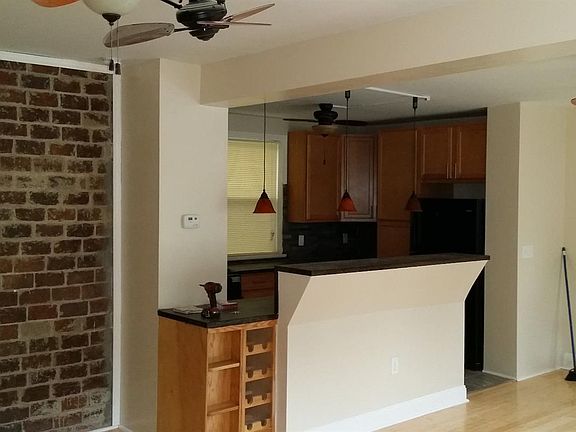 2nd image of 3315 Hewitt Crescent St