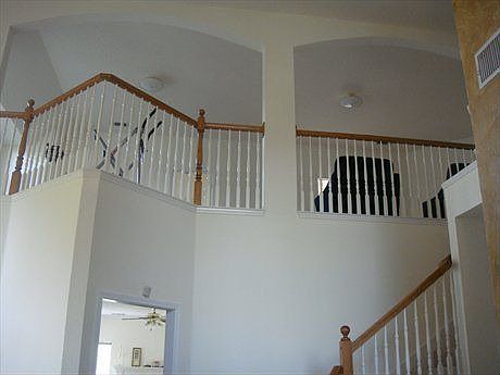 5th image of 7001 Stoneridge Dr