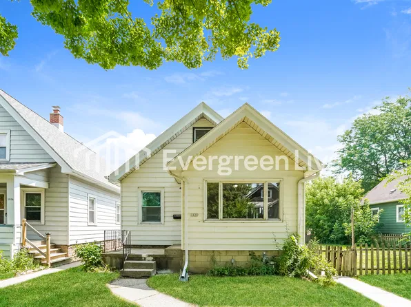 1020 S 62nd St, Milwaukee, WI 53214
