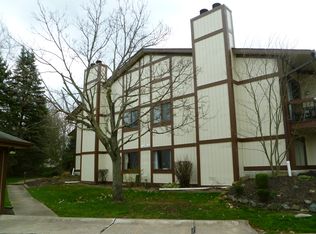 744 Kirkwall Dr, Akron, OH 44321