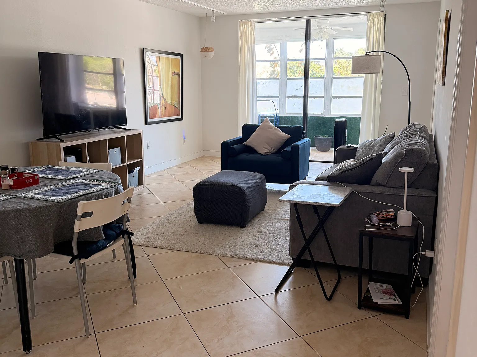 2 bed, 835 sqft, $1,690 — Photo 4