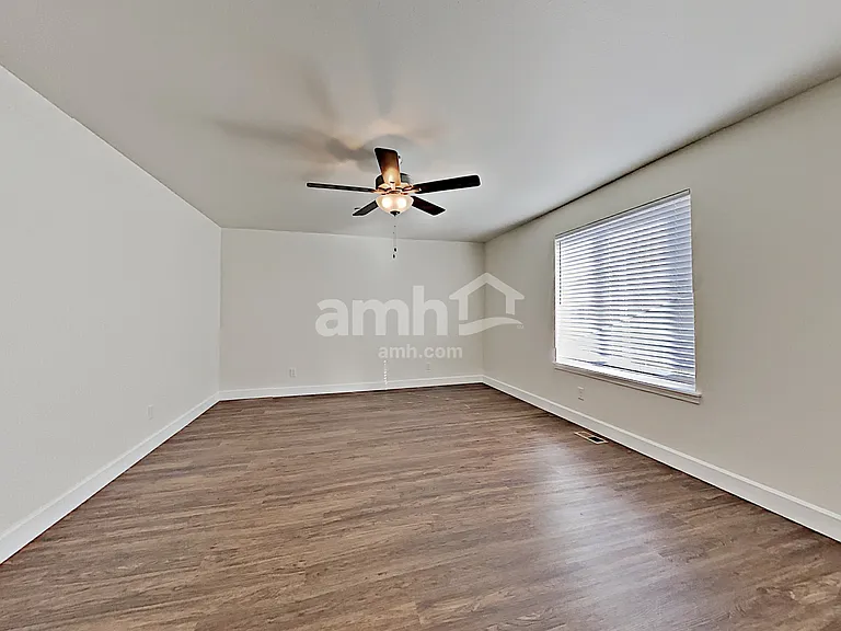 10612 138th St E — Photo 11
