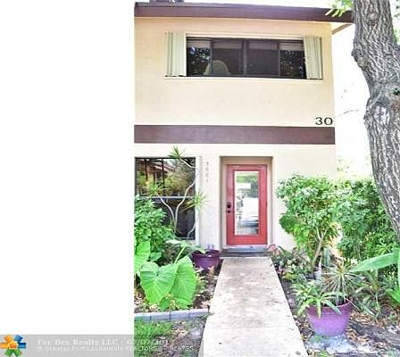 Home For Sale In Pines Of Oakland Forest