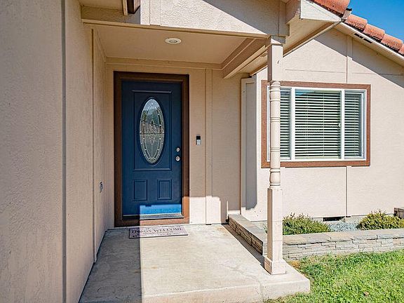 3rd image of 233 Via Linda Cir