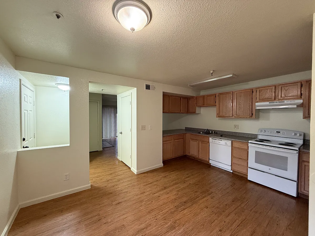 Building Photo - 56 Golden Gate Cir