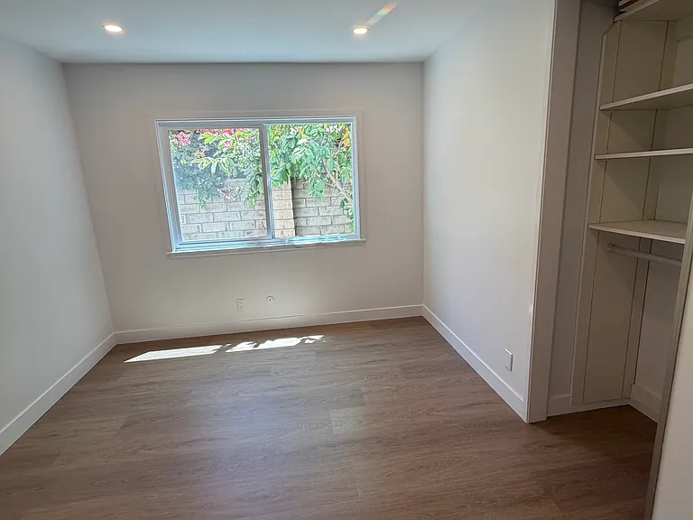 8390 Faust Ave — Photo 11