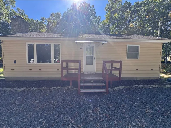 2328 Elmhurst Rd, East Stroudsburg, PA 18302
