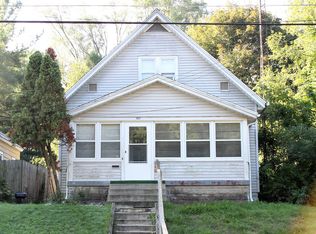1020 Dickinson St SE, Grand Rapids, MI 49507