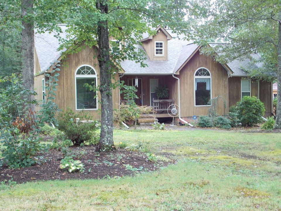 1st image of 2495 Highland Ln