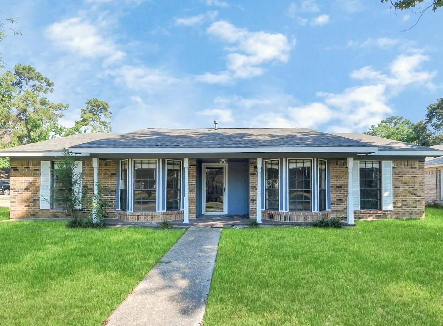 3 bed, 2.0 bath, 1815 sqft, $1,850 — Photo 1