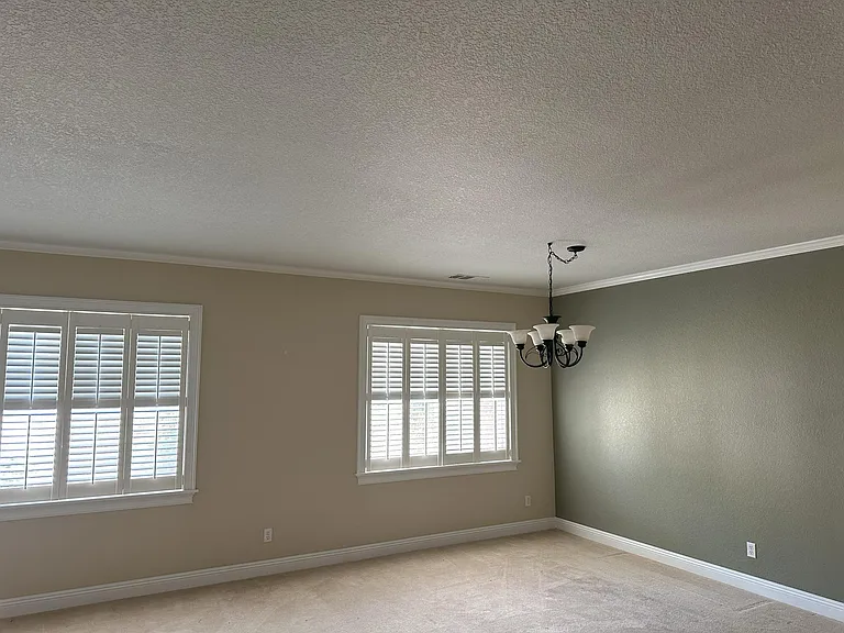 3075 Summer Breeze Ave — Photo 2
