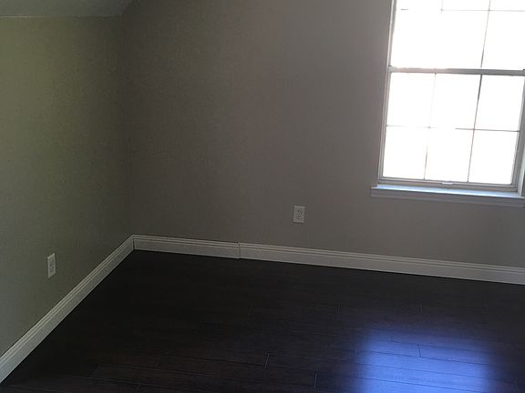 3rd image of 8727 Forest Pond Dr
