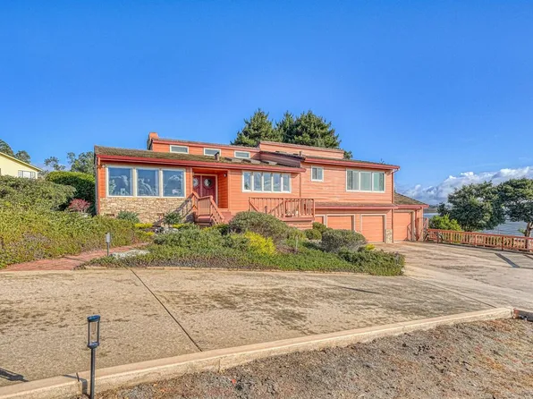 10759 Country Meadows Rd, Salinas, CA 93907