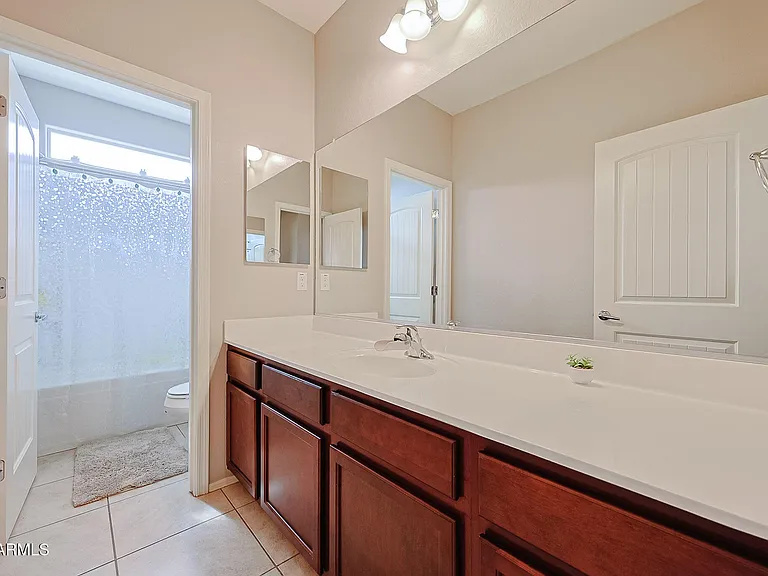 17717 W Mandalay Ln — Photo 20